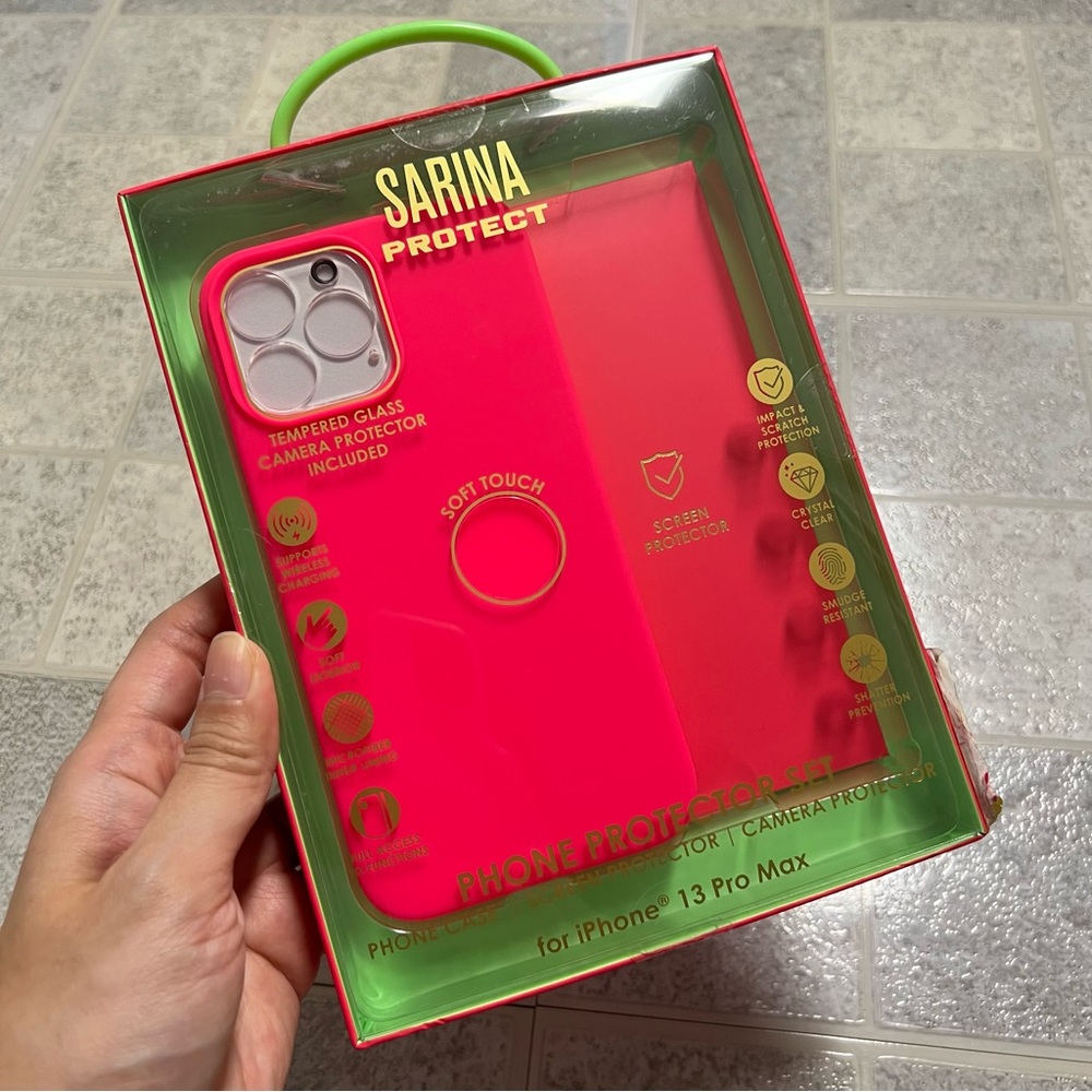 NIB Sarina Neon Pink iPhone 13 Pro Max Protector Set